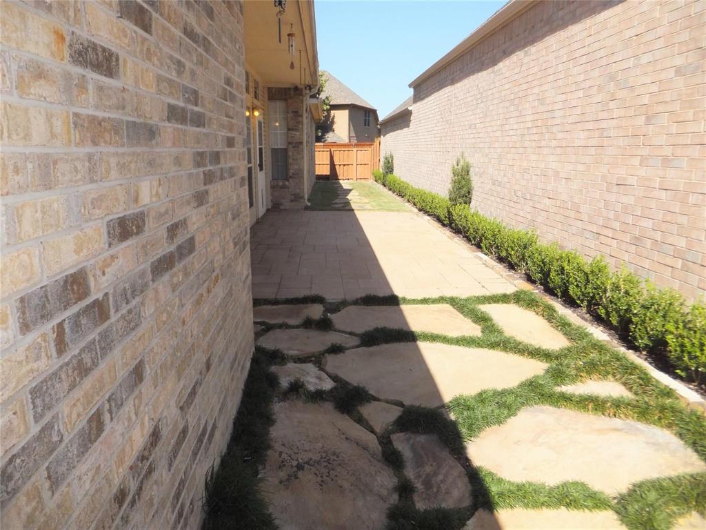 6117 Park Meadow Lane