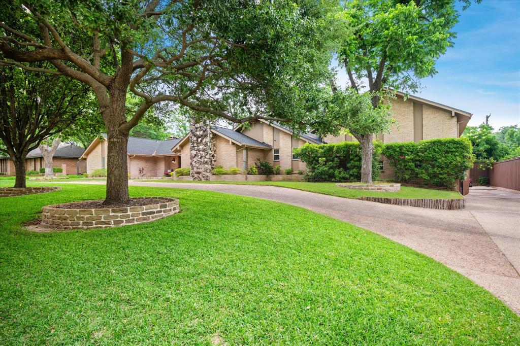 4322 Glenaire Drive