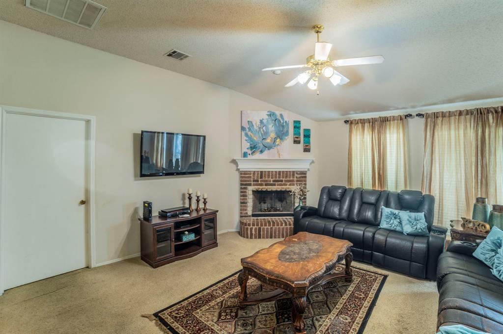 1634 Powder Horn Lane