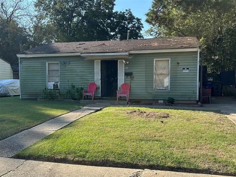 422 W 76th Street Shreveport LA 71106