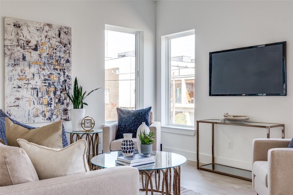 2015 N Prairie Avenue 107