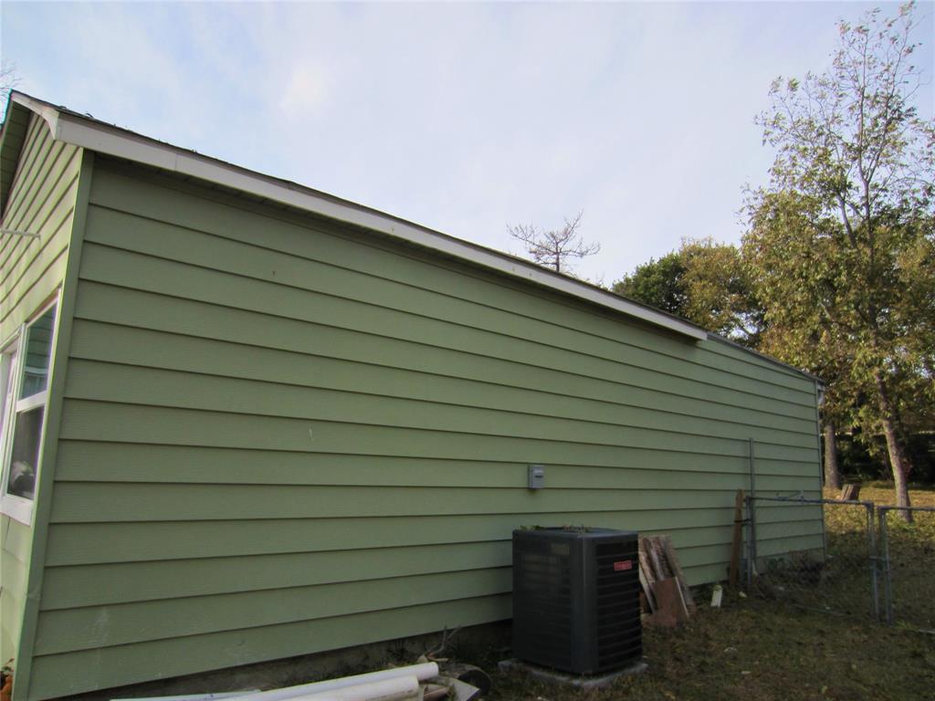 E Puchalski - Residential Lease