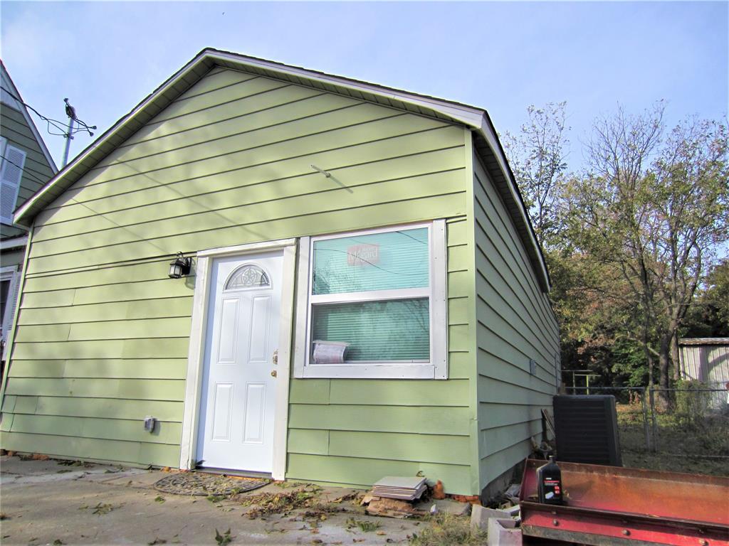 E Puchalski - Residential Lease