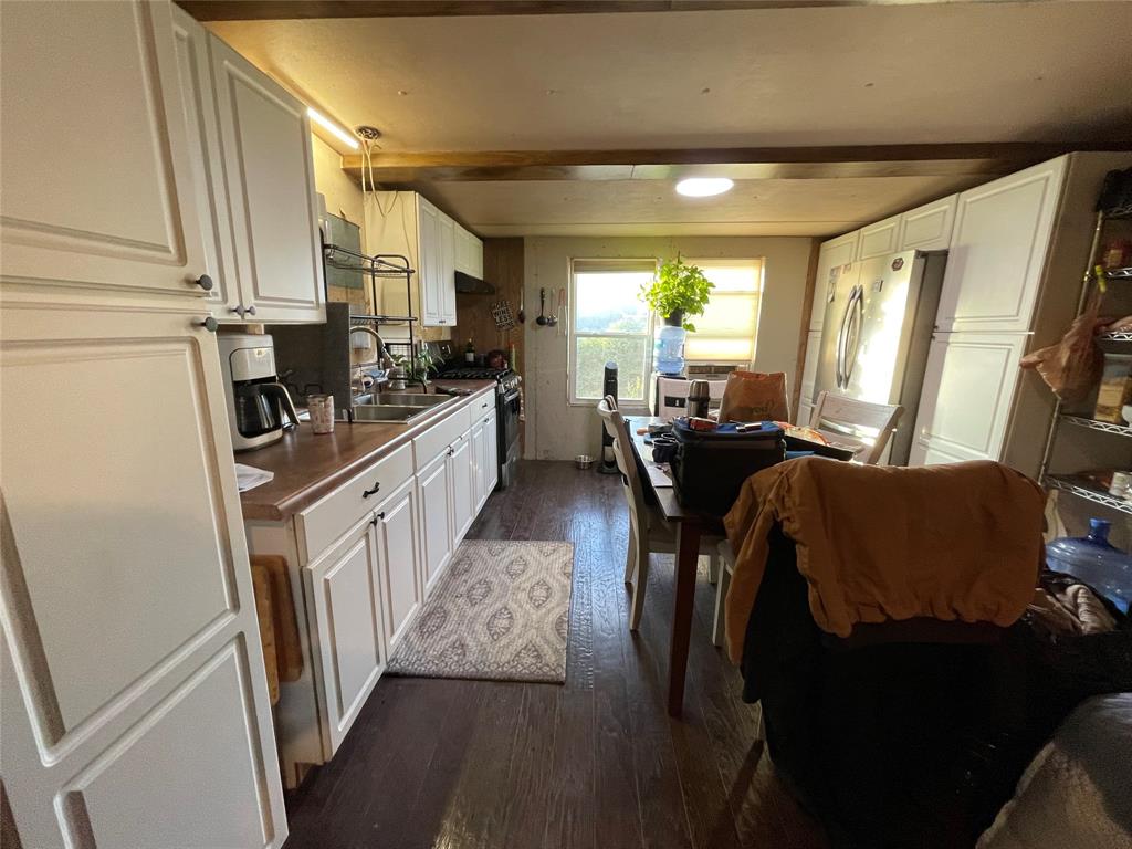 2400 Creek Drive