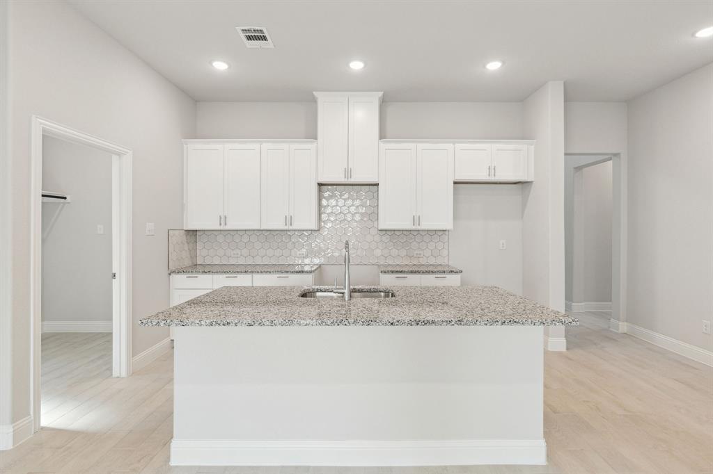 517 Hoot Owl Hill