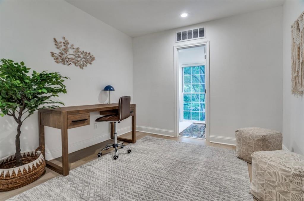 Bluffview Estates - Residential Lease