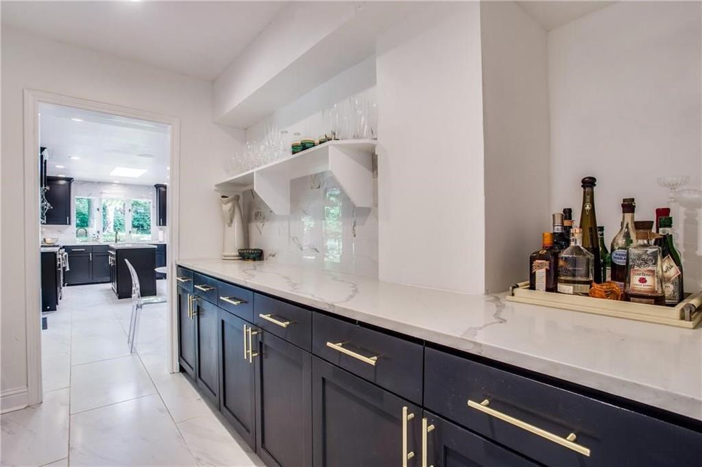 Bluffview Estates - Residential Lease