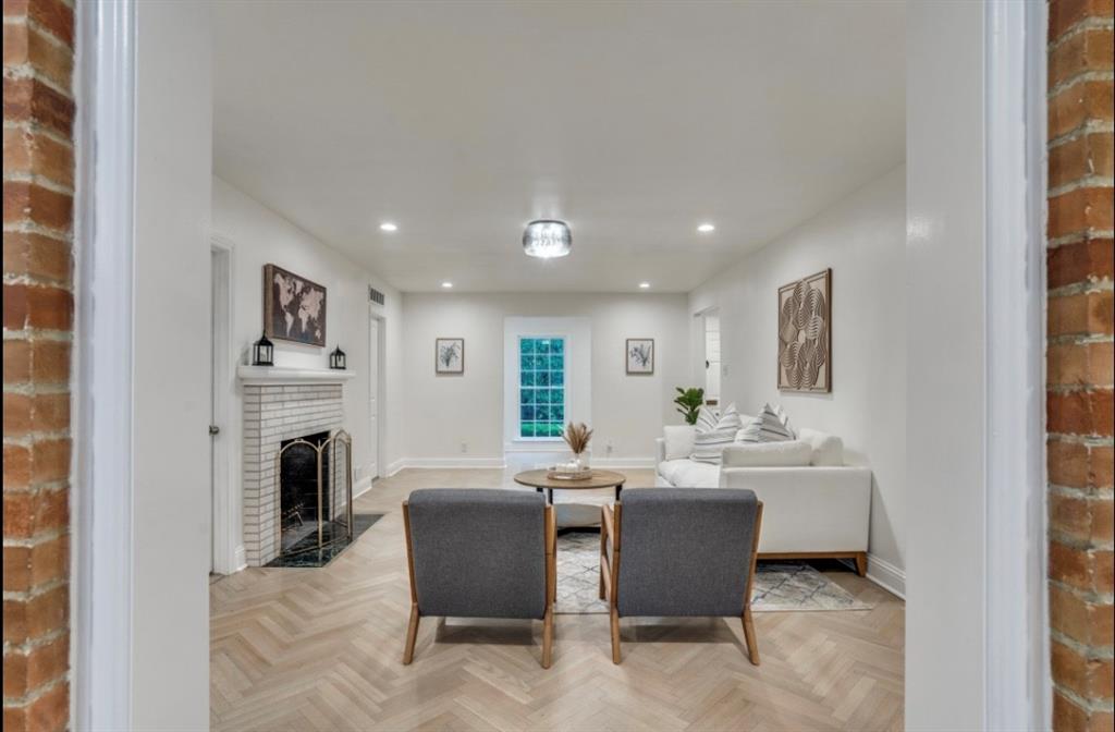 Bluffview Estates - Residential Lease