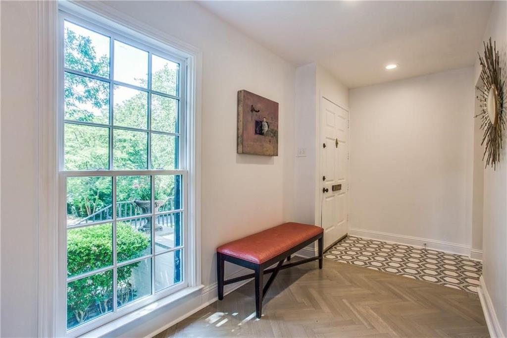 Bluffview Estates - Residential Lease