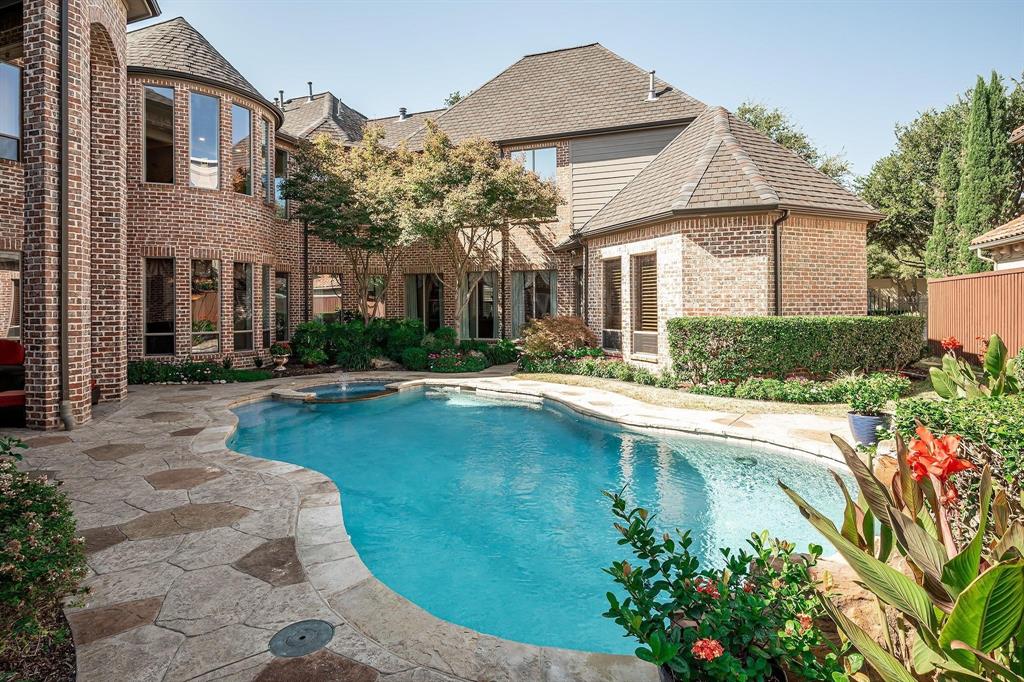 Starwood Ph Four Village 16 - Residential