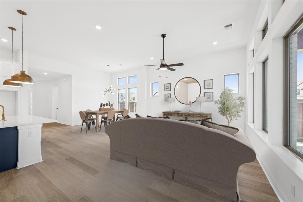 1005 Peach Blossom Avenue