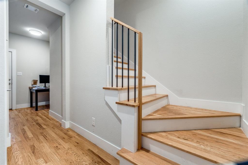 5608 Lindell - Residential