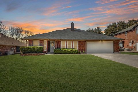 3657 Village Green Drive Grand Prairie TX 75052