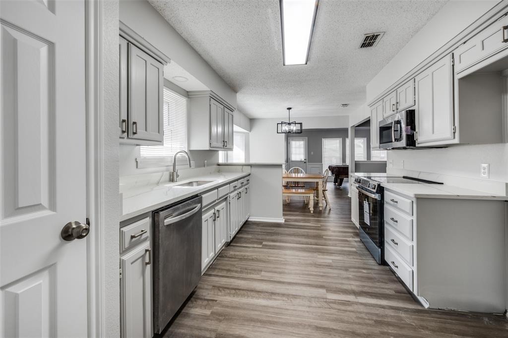 3657 Village Green Drive