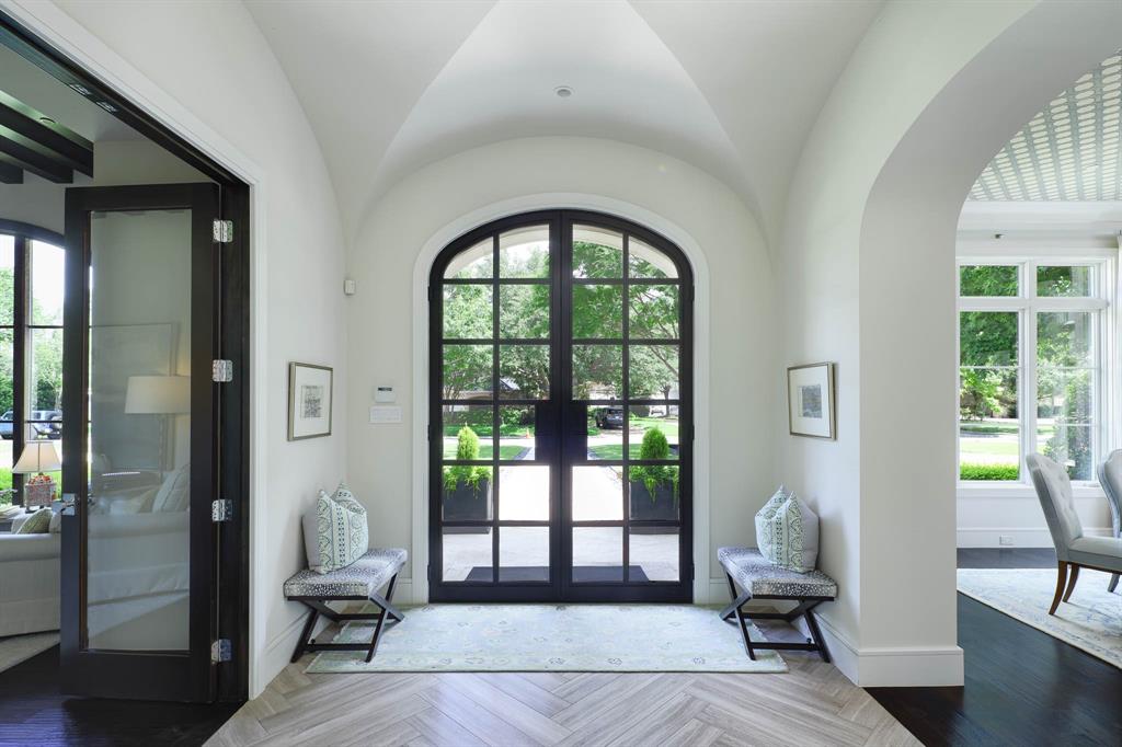 6222 Stefani Drive