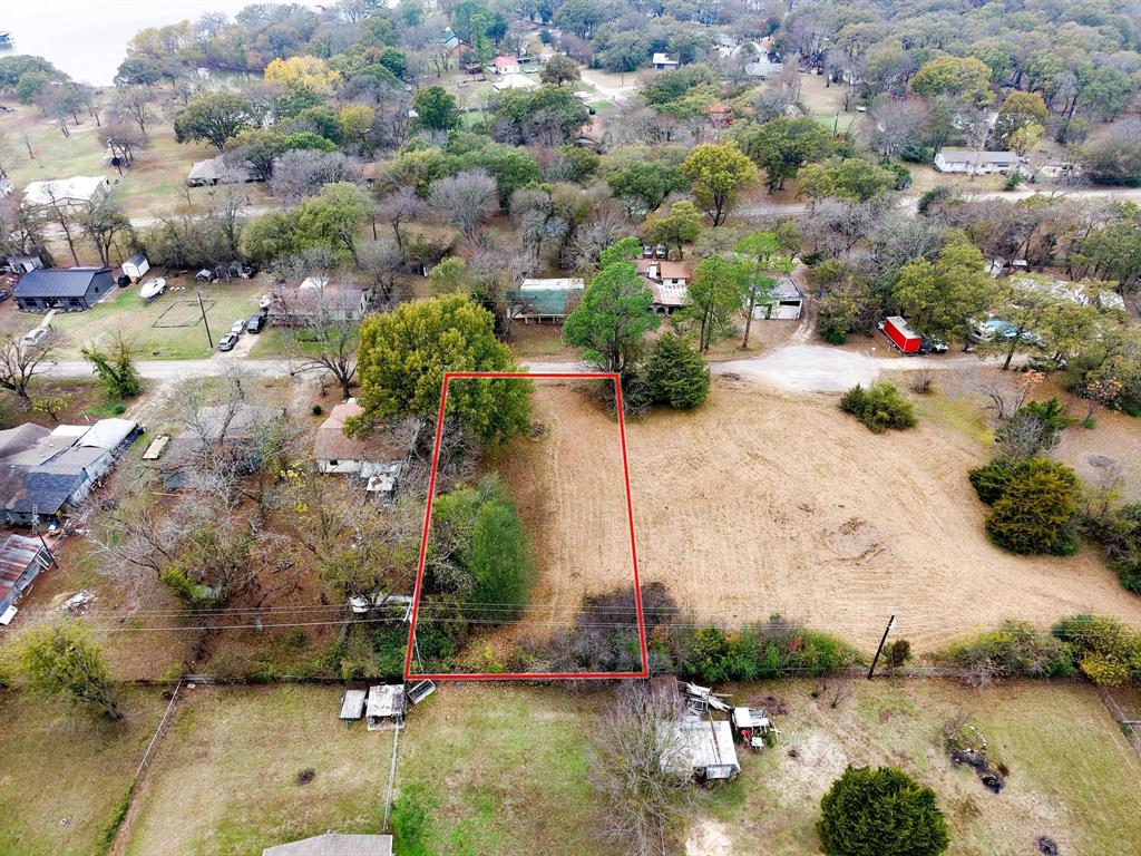 Whispering Oaks - Land