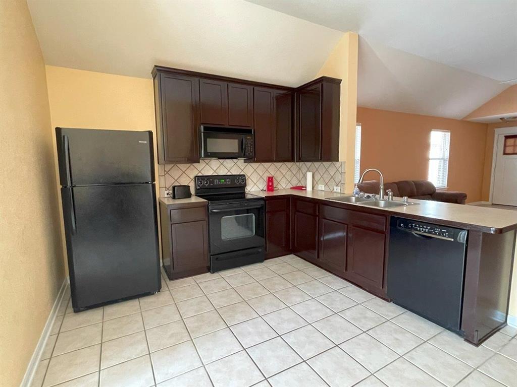 Sunset Pointe Ph Five - Residential