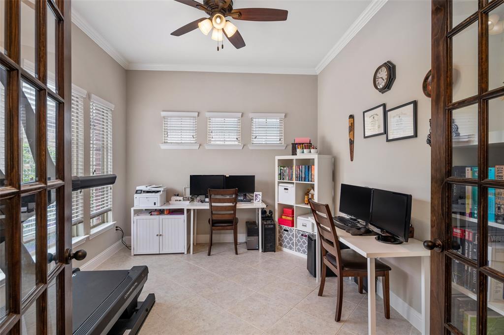 Woodbridge Ph Sixteen - Residential