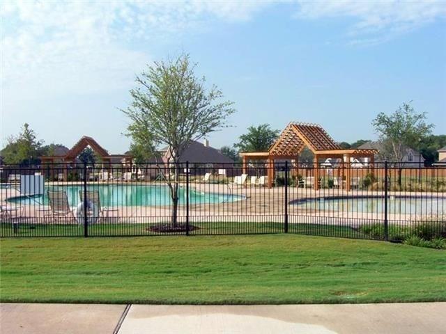 Woodbridge Ph Sixteen - Residential