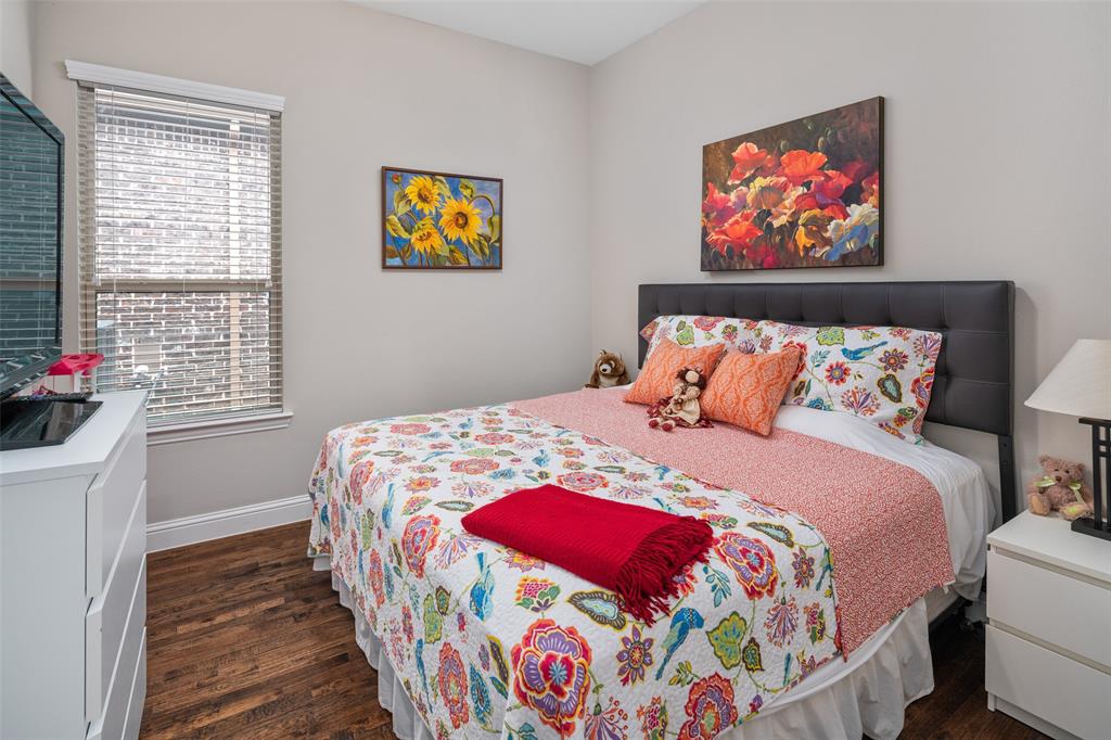 Woodbridge Ph Sixteen - Residential