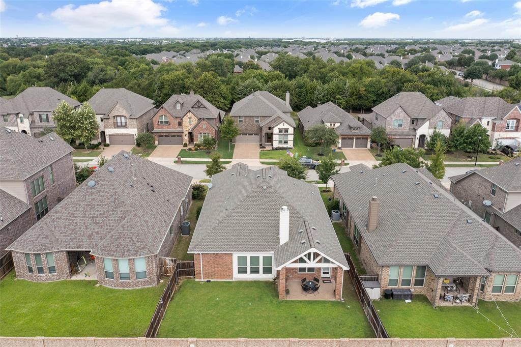 Woodbridge Ph Sixteen - Residential