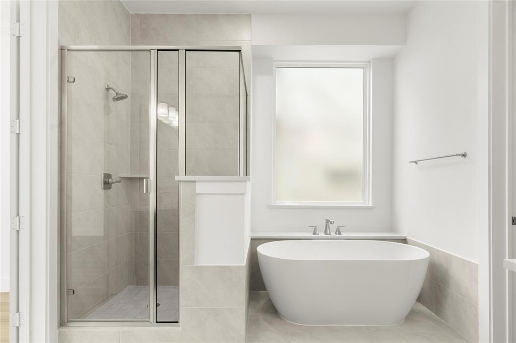 Valencia On The Lake - Residential