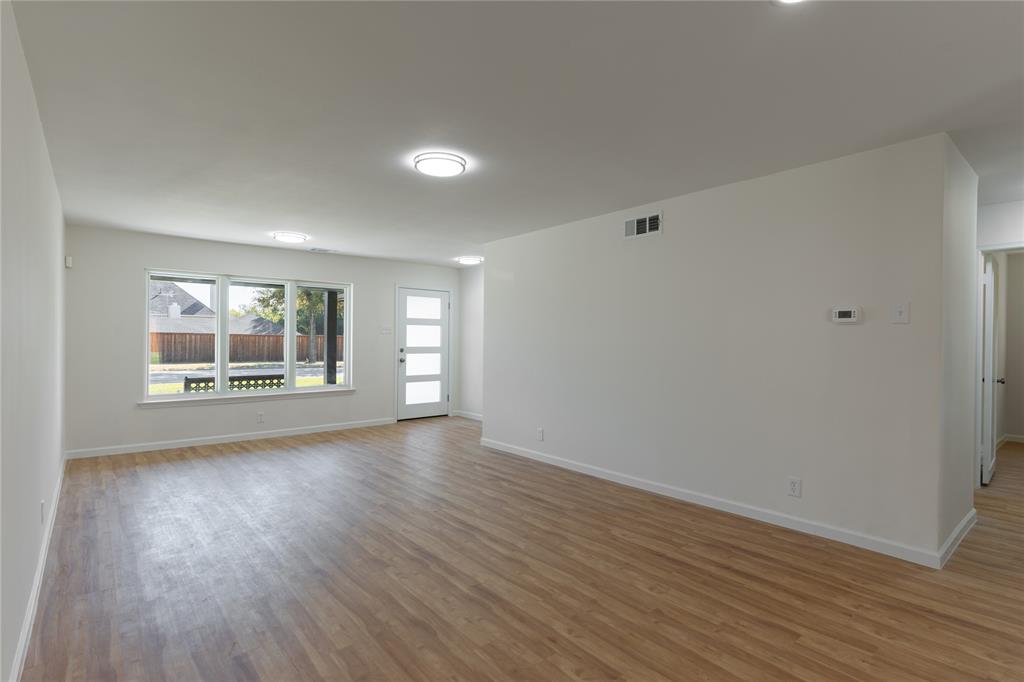 9225 Plano Road