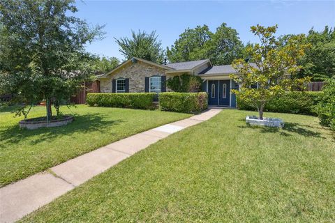 4138 Victoria Street Irving TX 75062