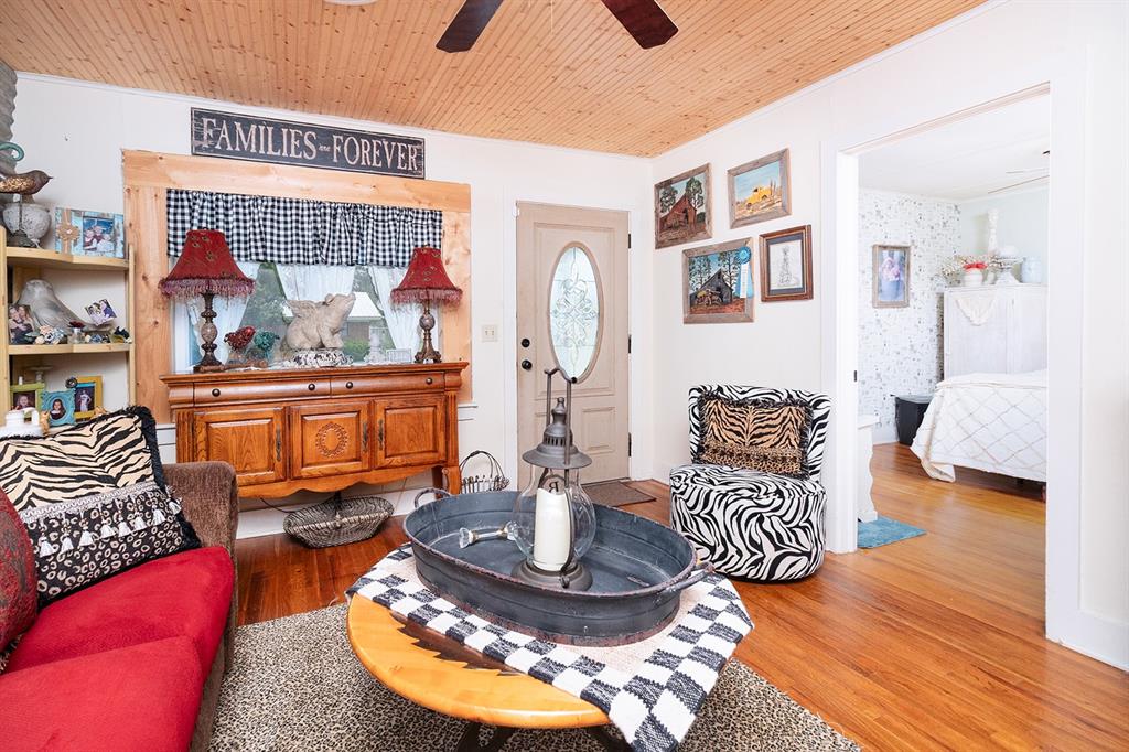 Simpson Lake - Residential