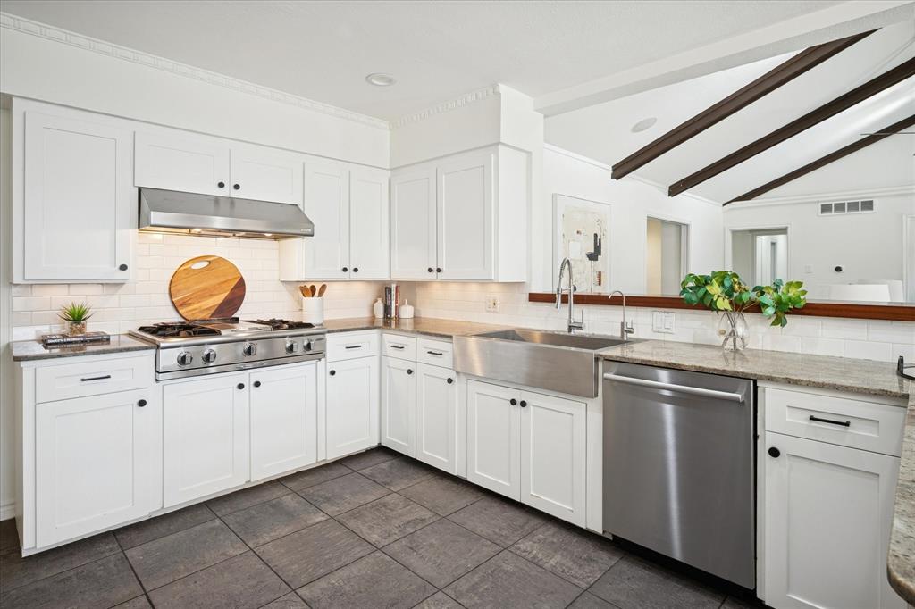 Midway Hills 06 02 Instl - Residential