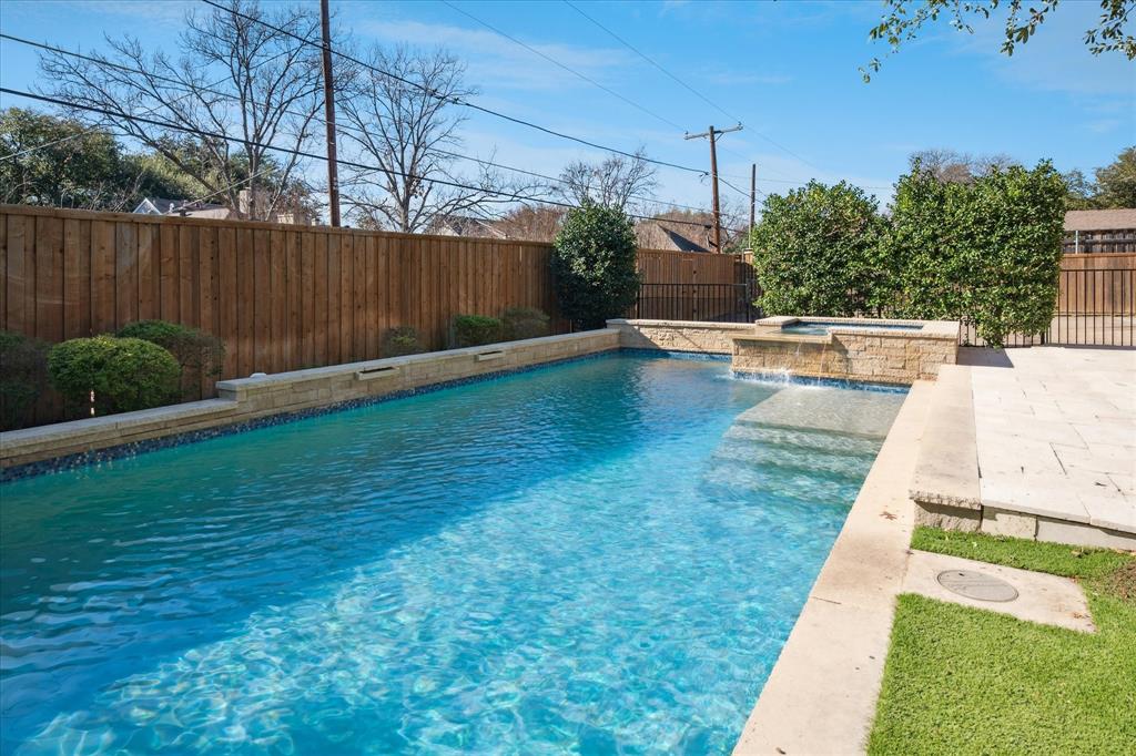 Midway Hills 06 02 Instl - Residential