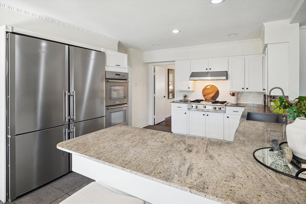 Midway Hills 06 02 Instl - Residential