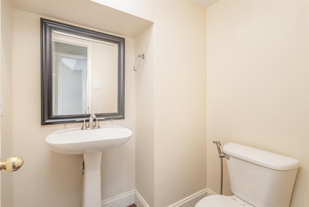 Virginia Hills Add Ph One - Residential Lease