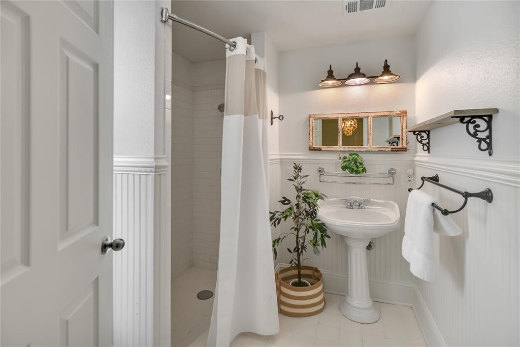 Mckinney Outlots - Residential