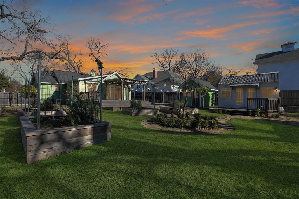 Mckinney Outlots - Residential