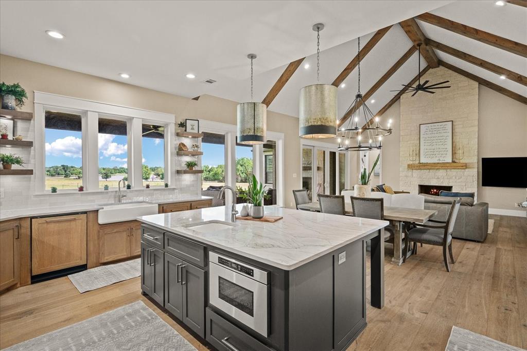 Yellowstone Ranch - Farm