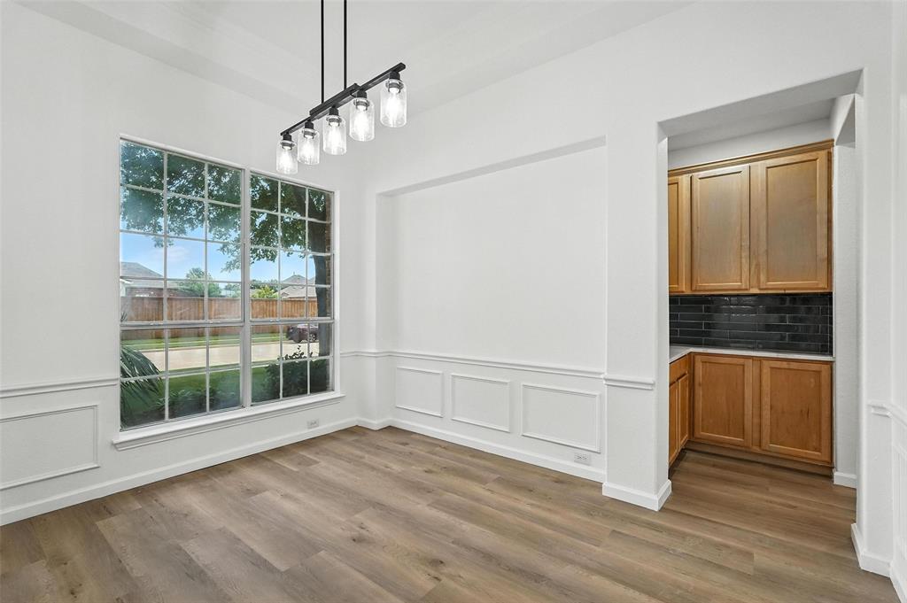 1720 Harvest Glen Drive