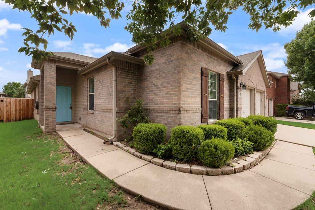 1234 Mallard Creek