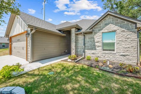 A home in Granbury