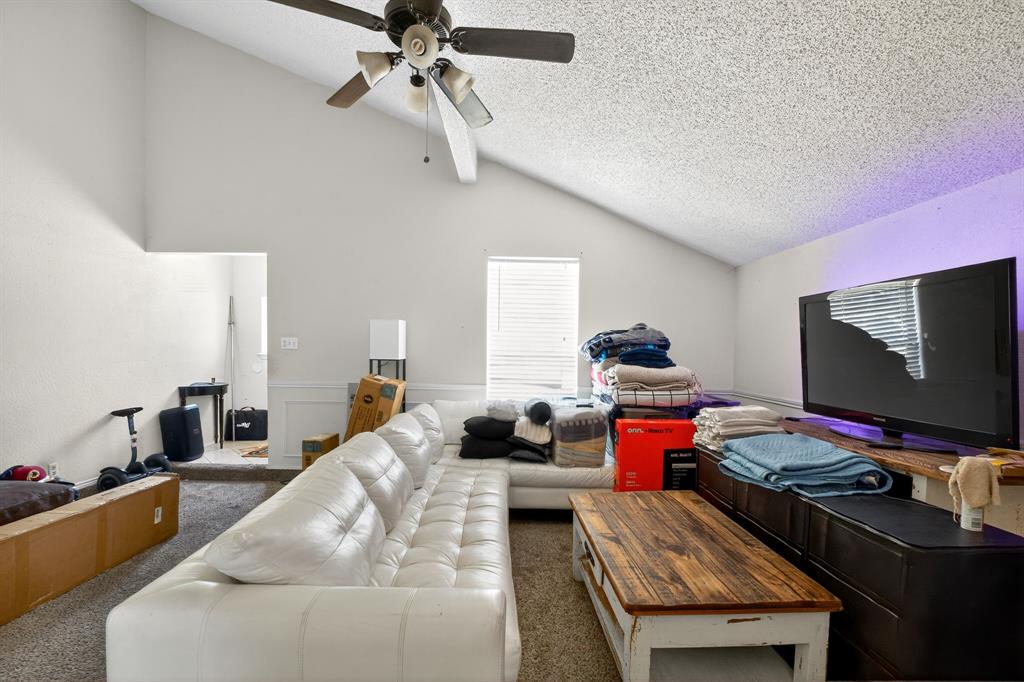 803 Canary Lane