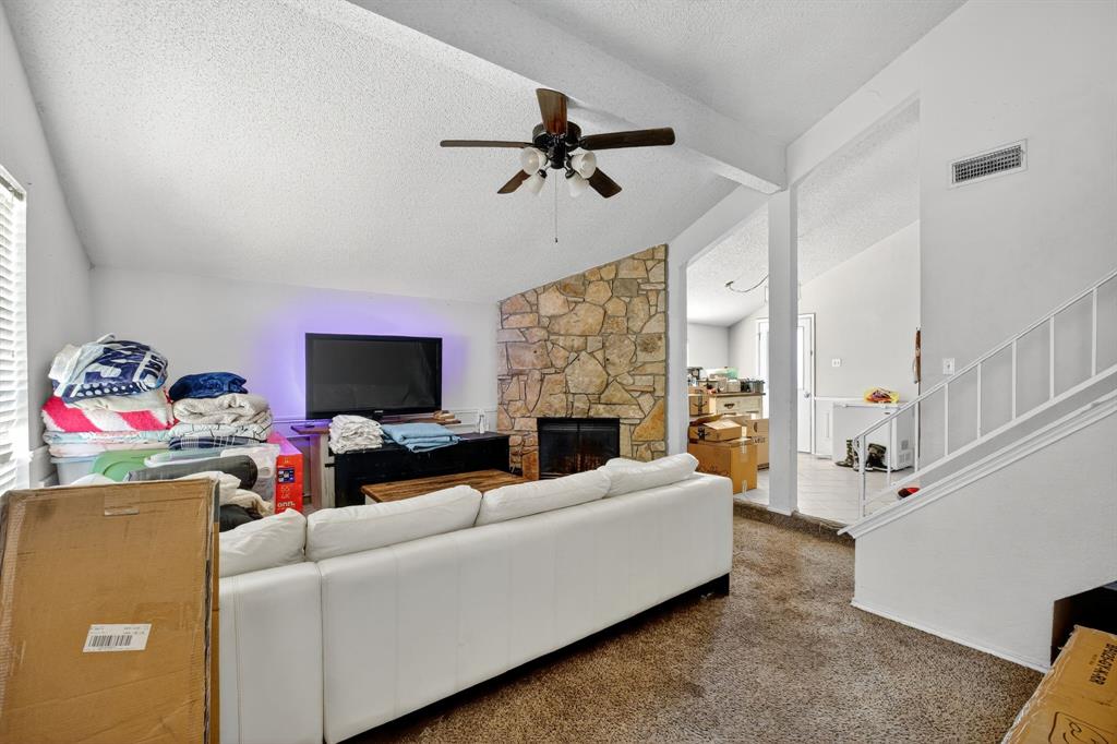803 Canary Lane