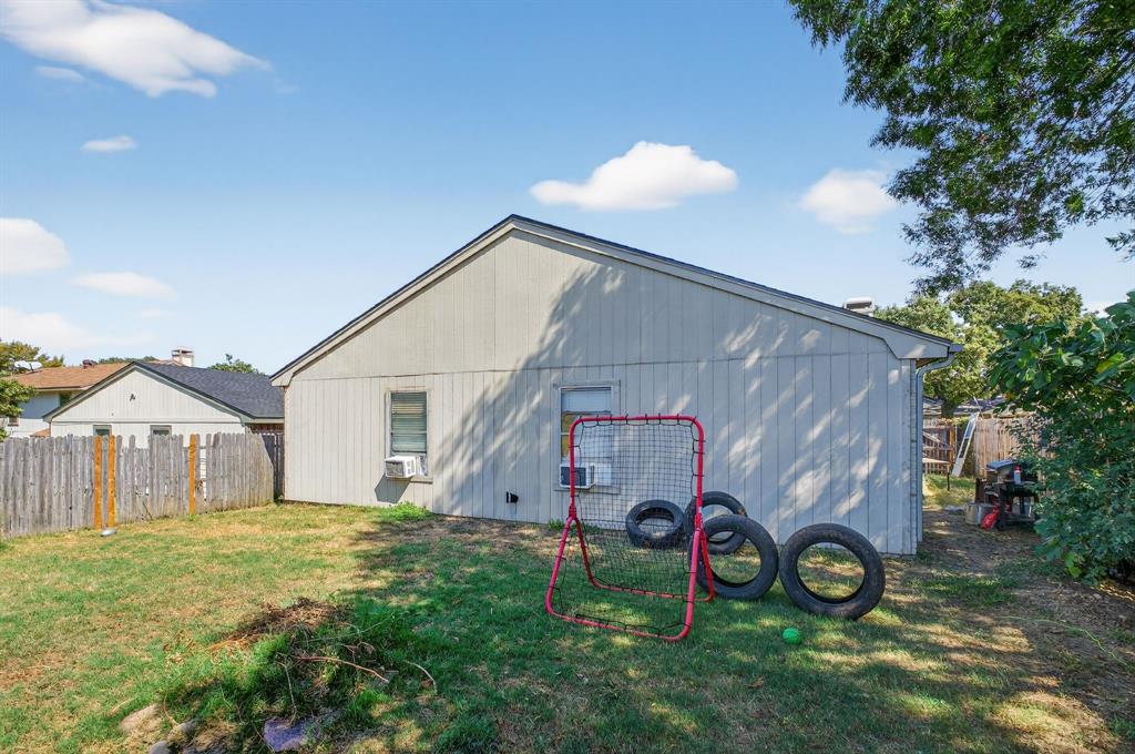 803 Canary Lane