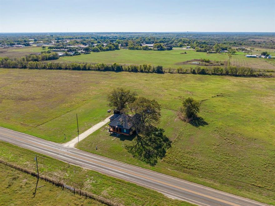 Welcome to 365 FM 3119 in beautiful Mexia, TX 76667! This charming 3-bedroom, 2-bathroom home offers 1,948 square feet of living space on a spacious one-acre lot. An investor's dream, this property is partially remodeled and ready for you to add your finishing touches! The updates bring a fresh feel while leaving room for customization. With open space and a rural setting, you'll enjoy both privacy and easy access to local amenities. Whether you're looking to create a cozy family home or an income-generating property, 365 FM 3119 is packed with potential. Don't miss this unique opportunity—schedule a viewing today!