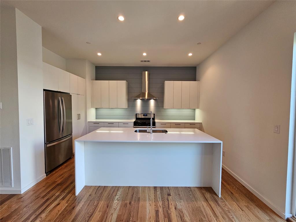 3816 San Jacinto Condo - Residential Lease