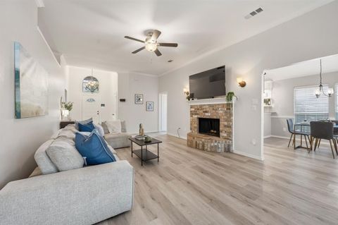 1617 Arbor Ridge Drive Fort Worth TX 76112