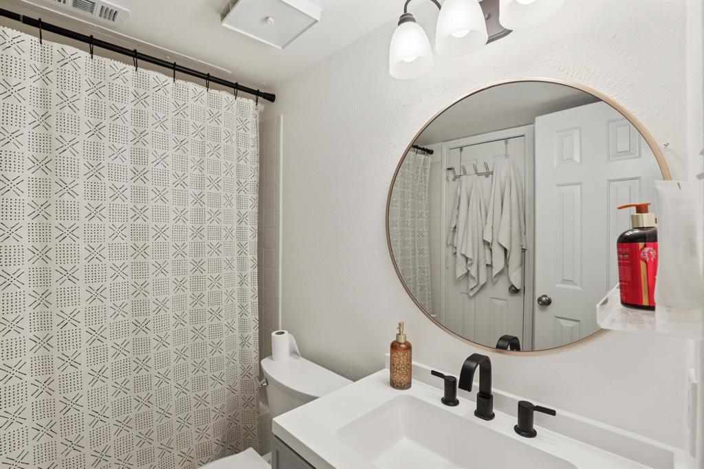 Quorum View Condos - Residential