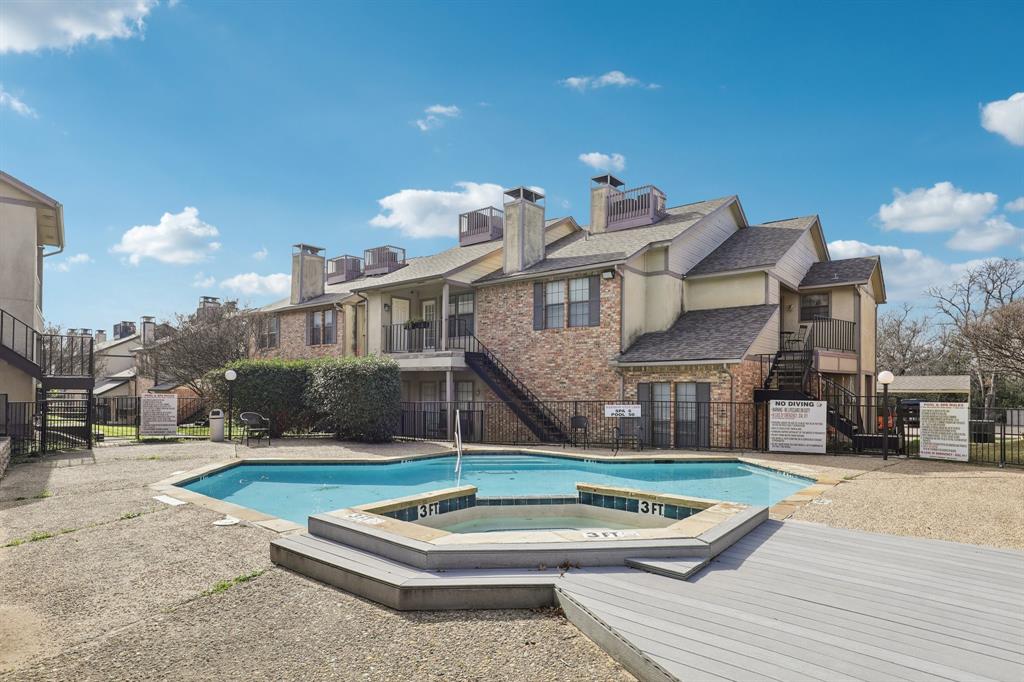 Quorum View Condos - Residential