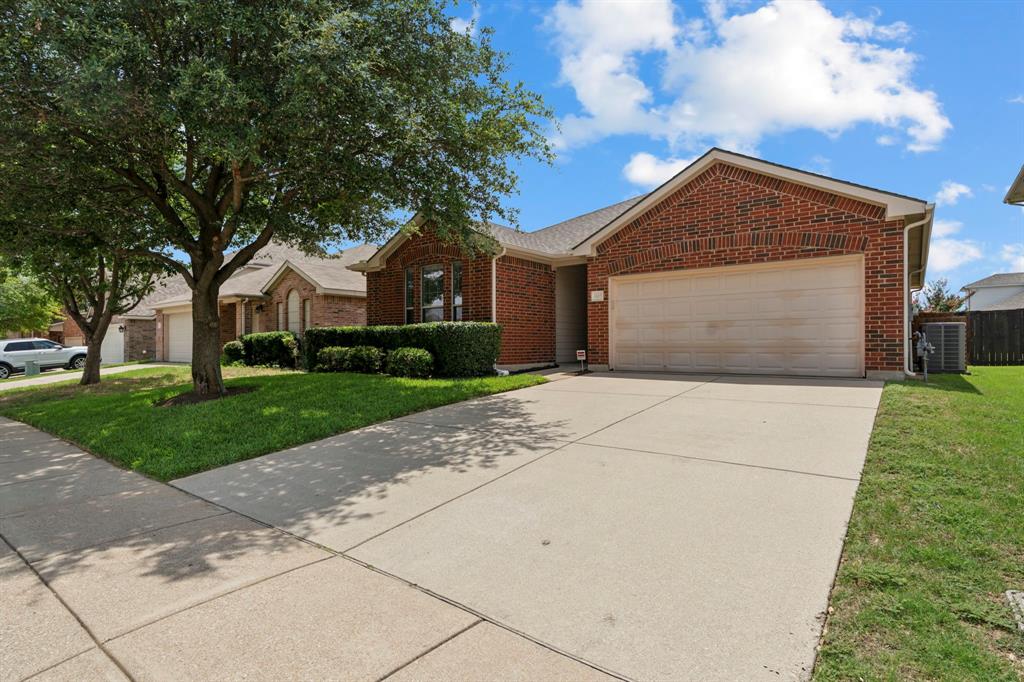 9033 Golden Sunset Trail
