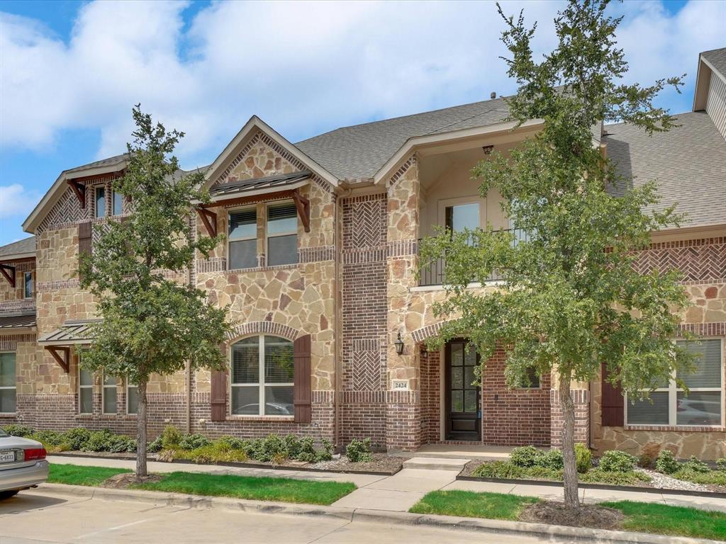 2424 Belvedere Lane