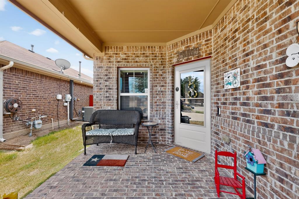 4817 Willow Branch Court